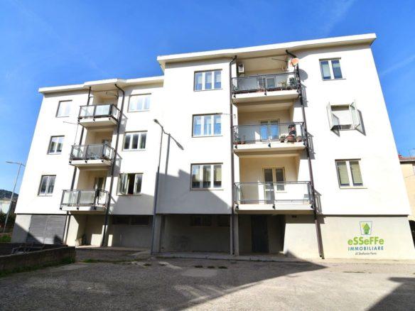 Ampio appartamento confortevole al primo piano