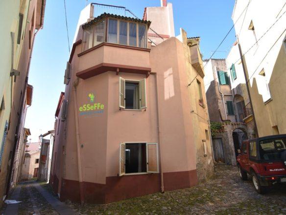Immobile ricco di spazio con terrazza