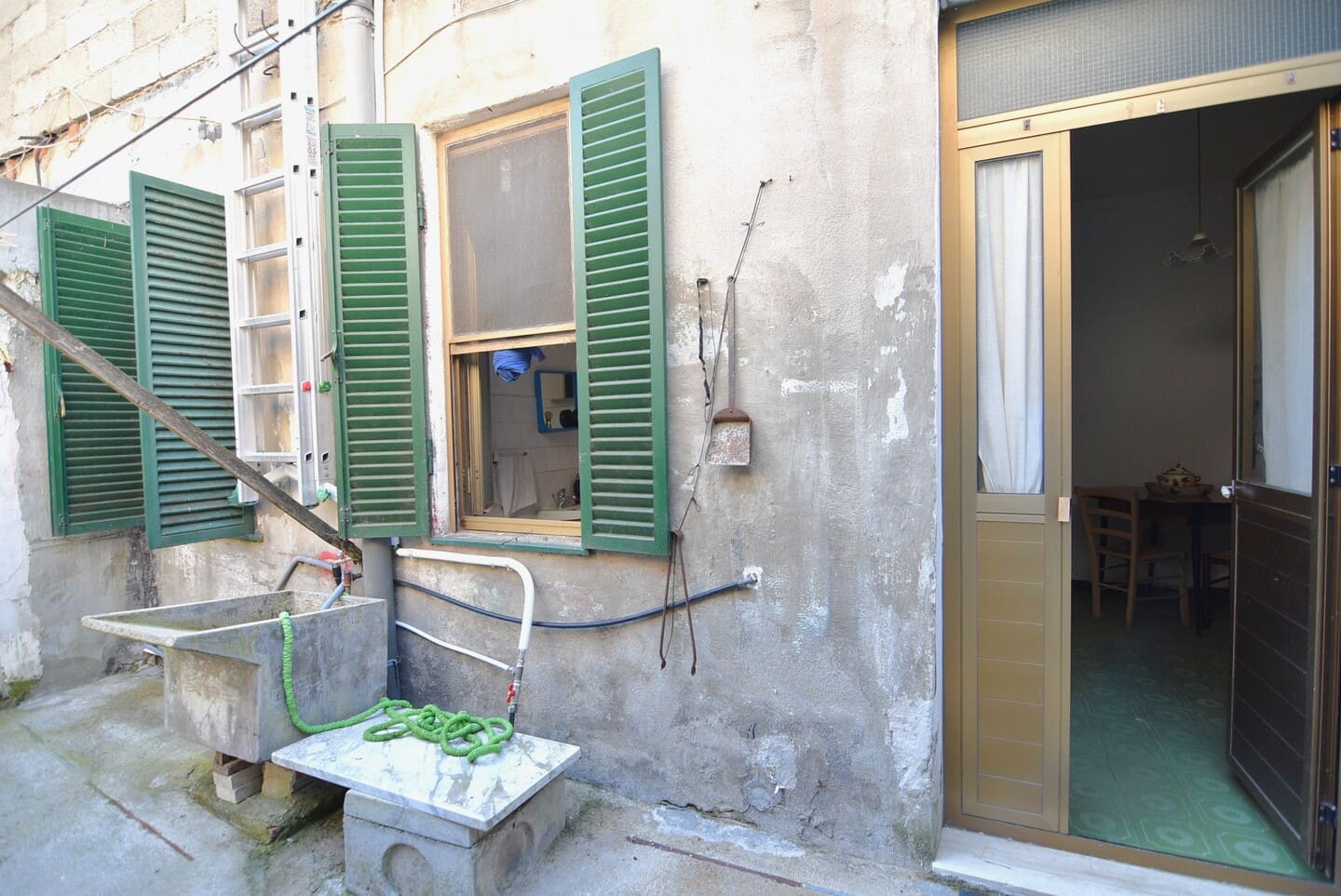 Appartamento al piano terra con cortile privato