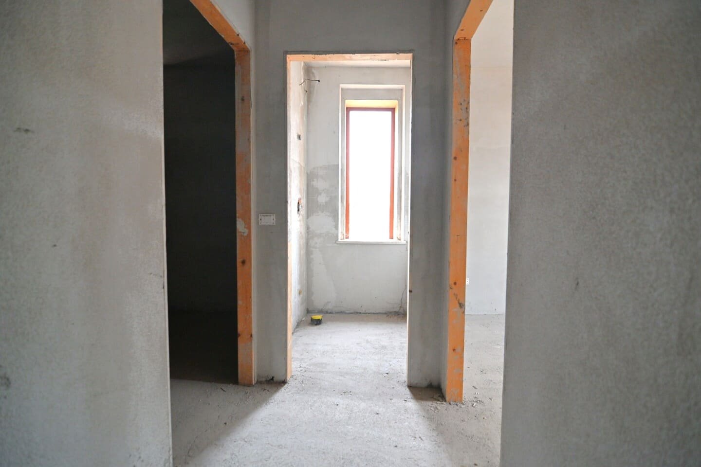 Appartamento trilocale in centro da ultimare