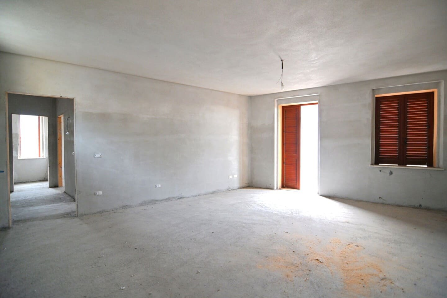Appartamento trilocale in centro da ultimare