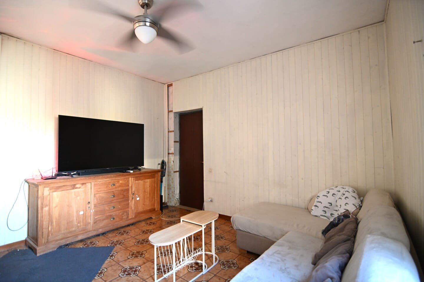 Casa indipendente su due livelli con 600 mq di giardino